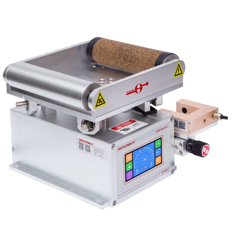 Pawb-mewn-un Web Guide